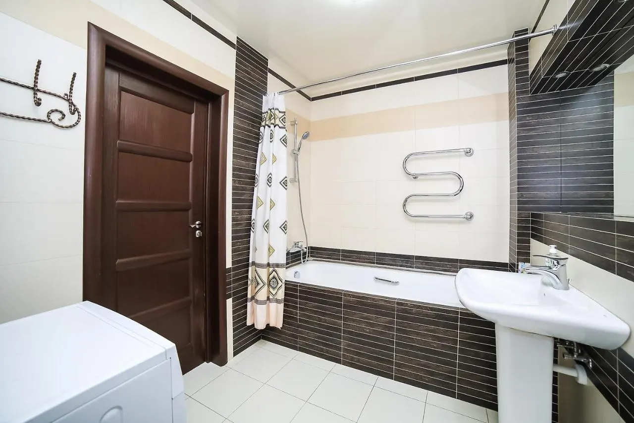 Apartment Позитивненькая Квартирка